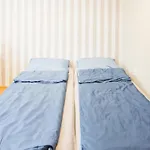 Basic For Up To 5 Guests Apartamento