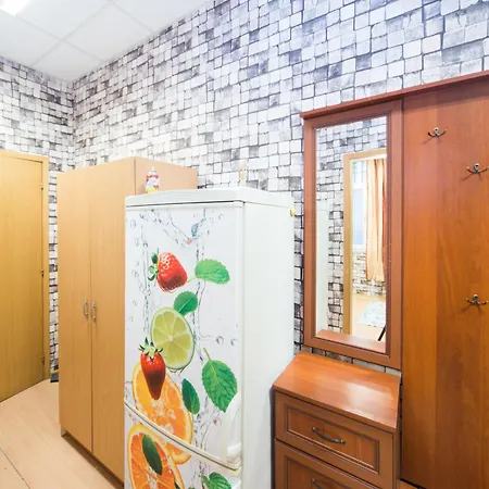 아파트 Basic For Up To 5 Guests 부르가스